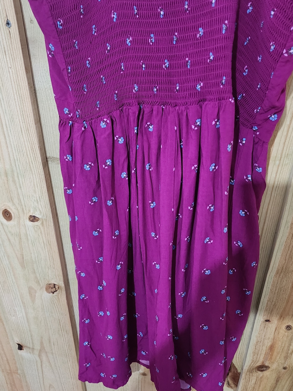 Old Navy Women’s Magenta Floral Spaghetti Strap Dress - Picture 4 of 4